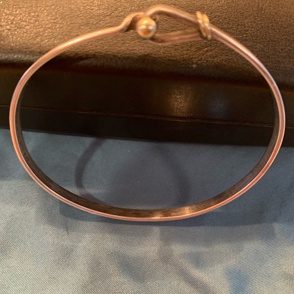 Tiiffany & Co ss bangle